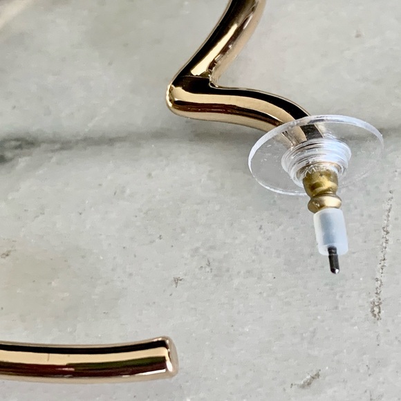 Hoop Earrings Bundle - Picture 11 of 11